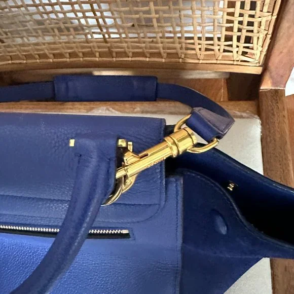 Authentic Celine Blue Trapeze Bag (Size Small) - Purchased in Paris 6eme in 2015 - Picture 6 of 15
